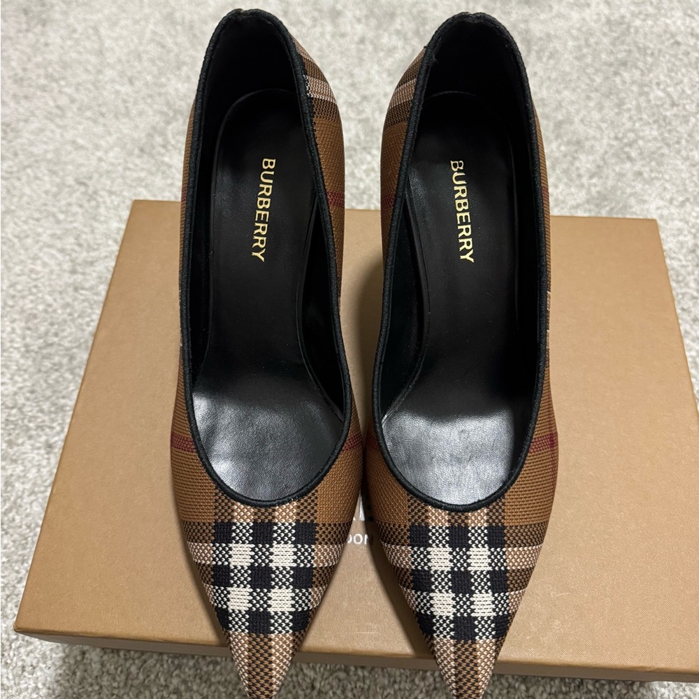 Shoes - Picture 7 of 14